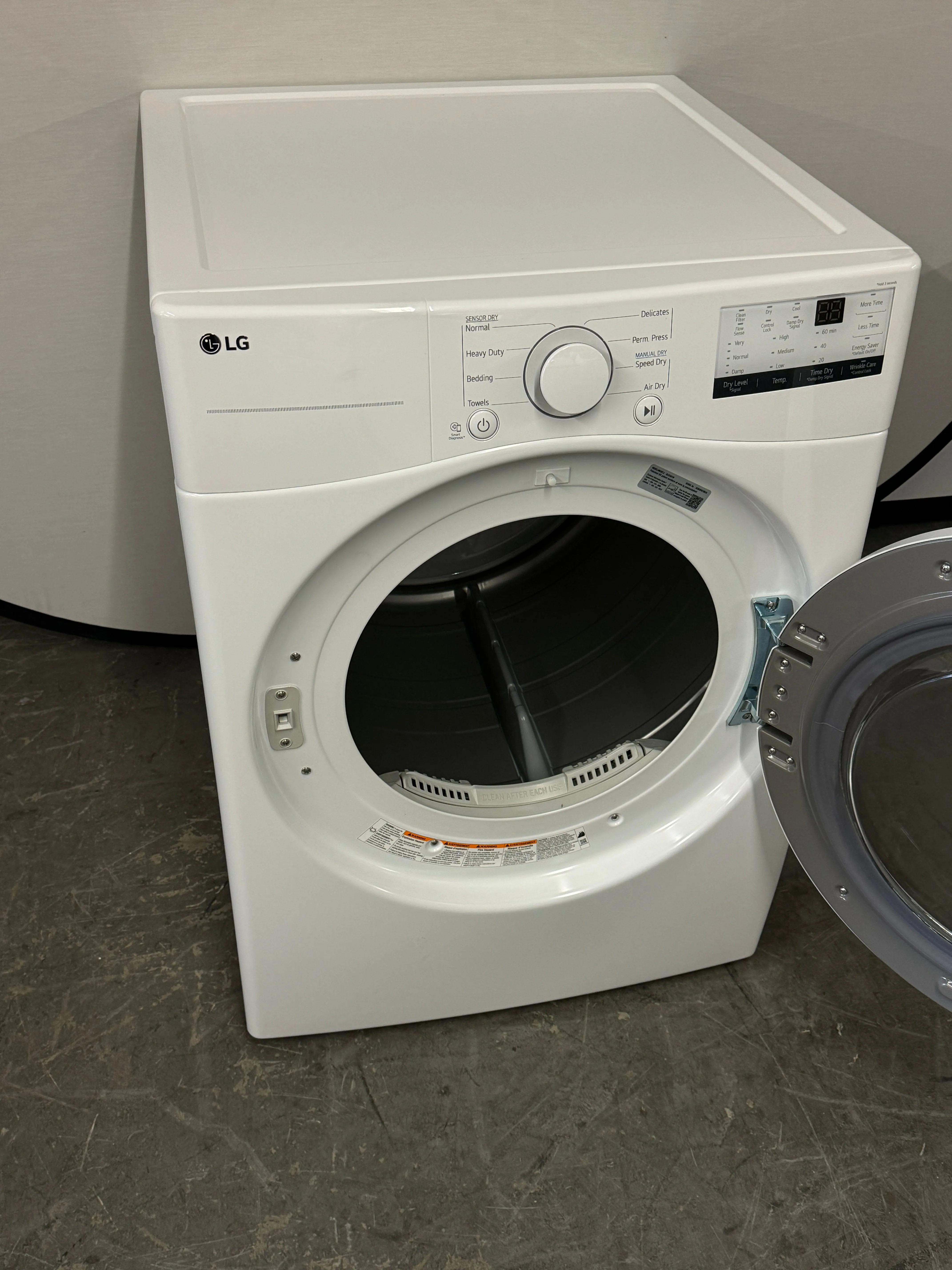 LG DLG3401W 27 Inch Gas Dryer with 7.4 Cu. Ft. Capacity, 8 Dryer Programs, Sensor Dry, FlowSense™ Indicator, Dial-A-Cycle™, LoDecibel™ Operation, SmartDiagnosis™, and Energy Star Certified: White