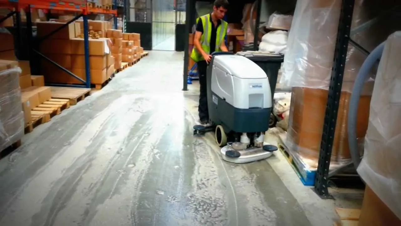 Nilfisk BA611 Battery Operated Automatic Floor Scrubber Drier