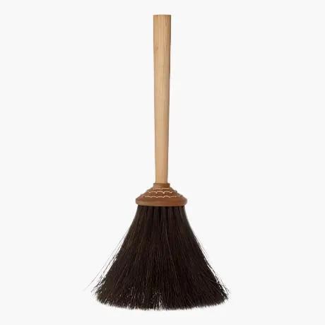 PORCH BROOM WITH SHORT HANDLE